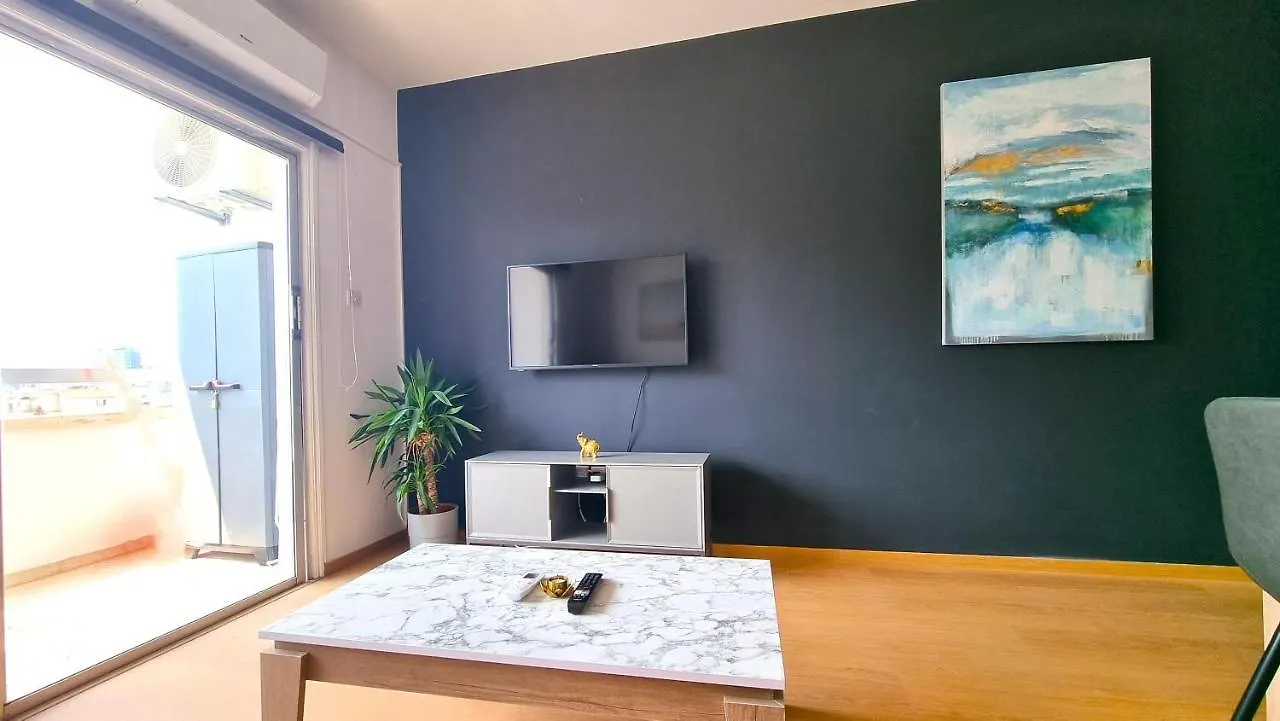 Unique 2Br Apt 11 With 300Mbit Plus Netflix Appartement Larnaca